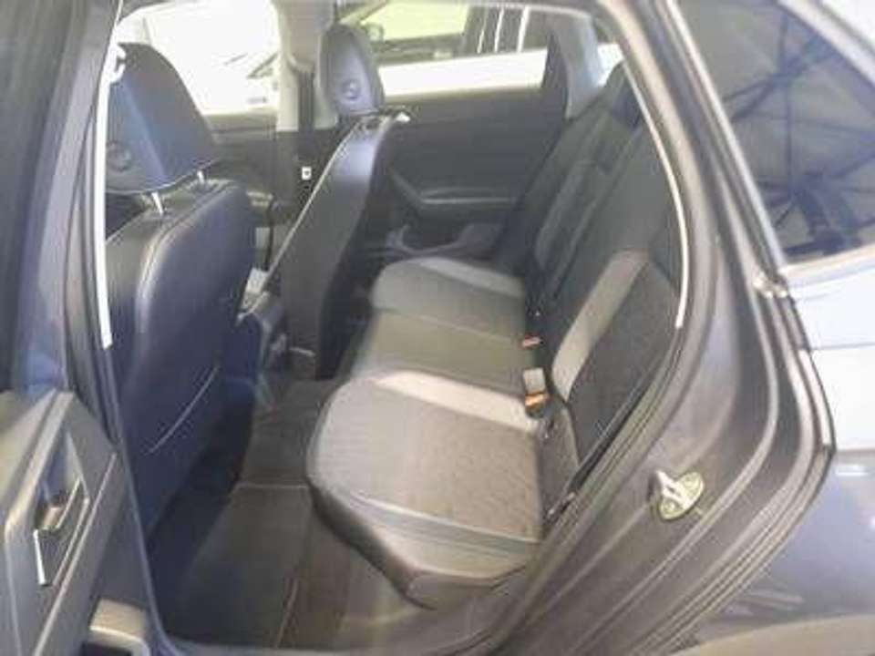 Volkswagen Polo - Imagem 7