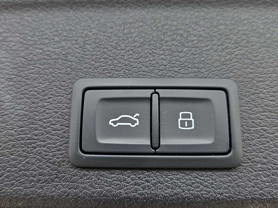 Car picture 14