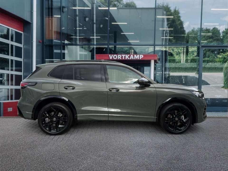 Car picture 4