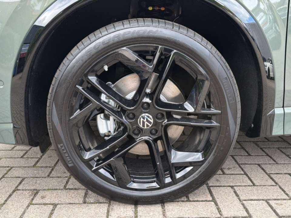 Car picture 9