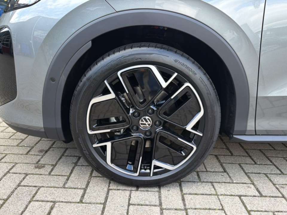 Car picture 9