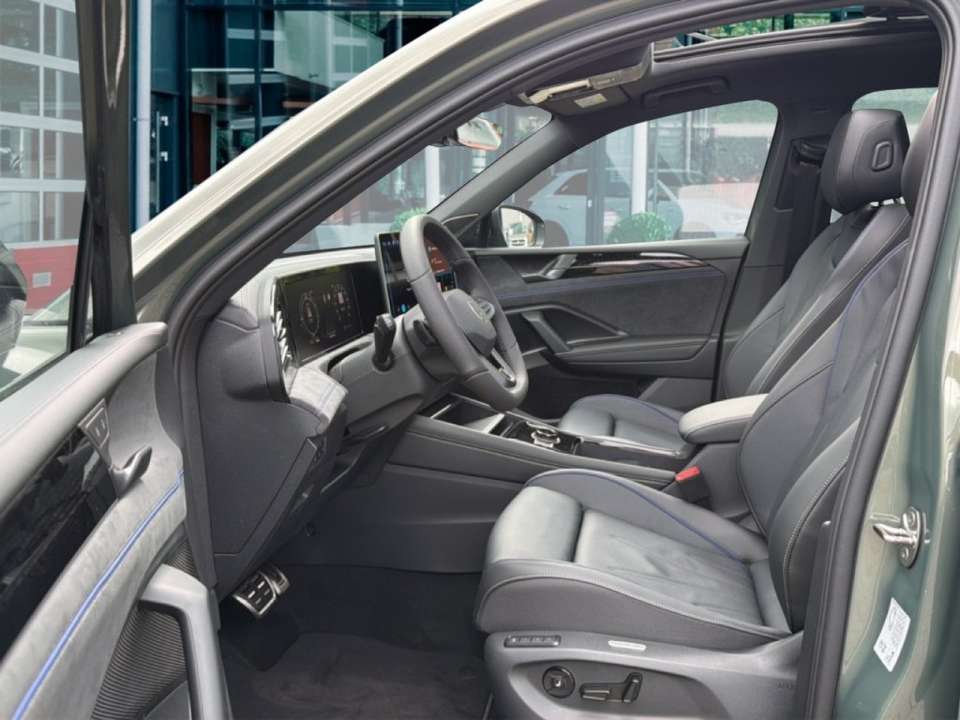 Car picture 11