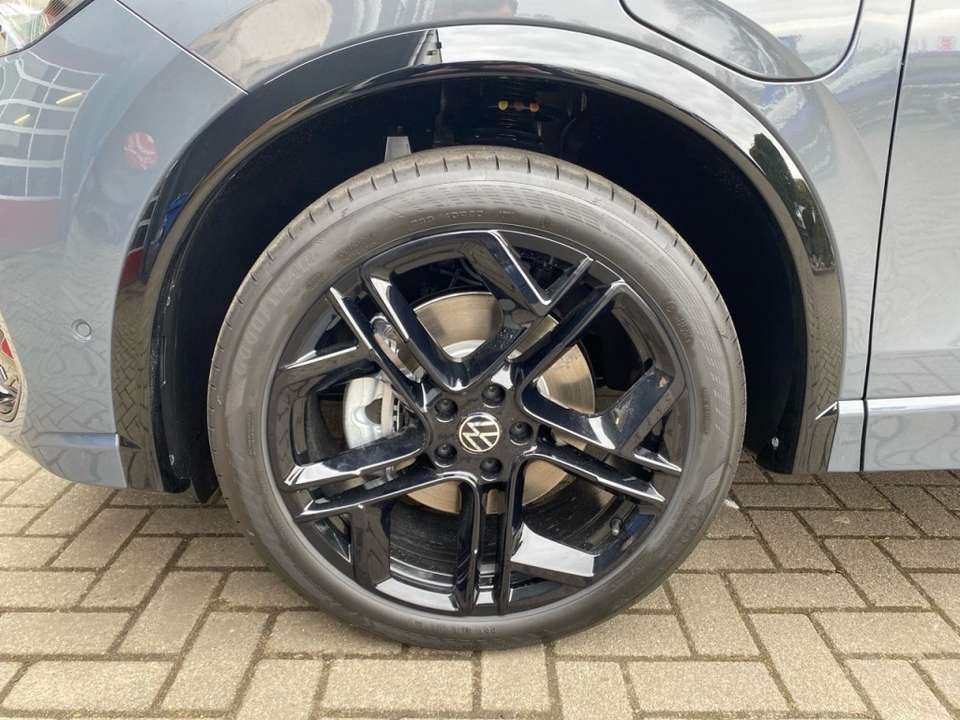 Car picture 9