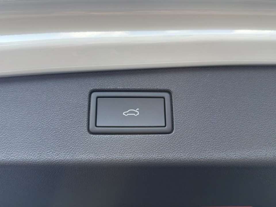 Car picture 11