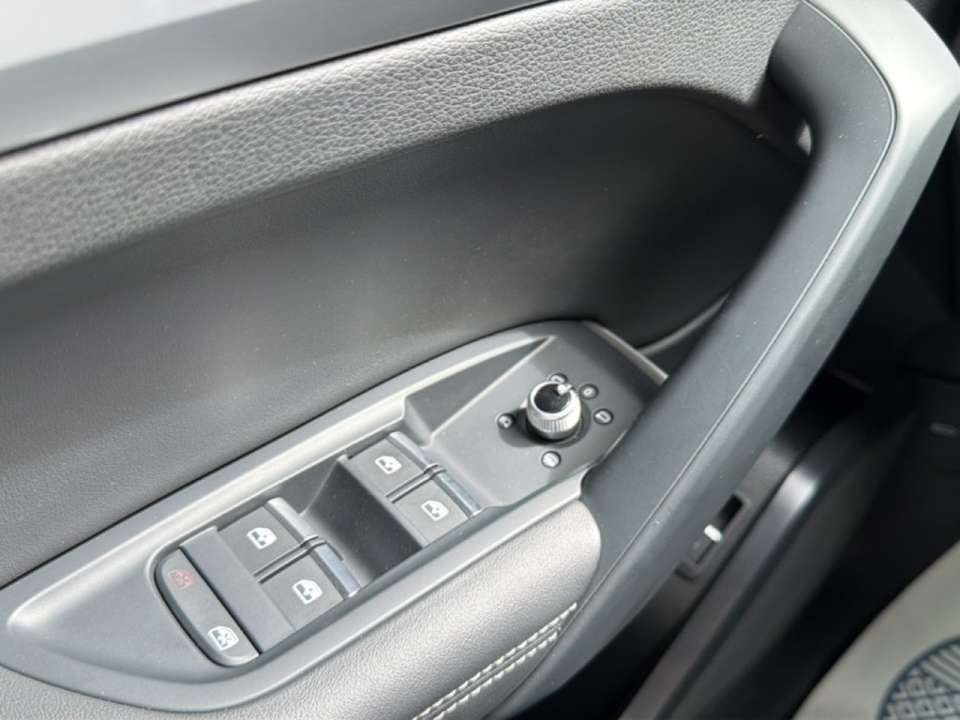 Car picture 19