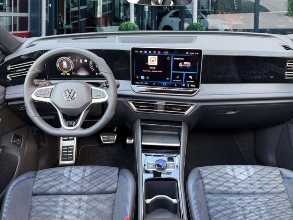 Car picture 16