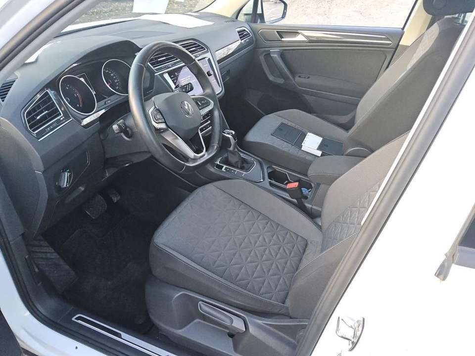 Car picture 5