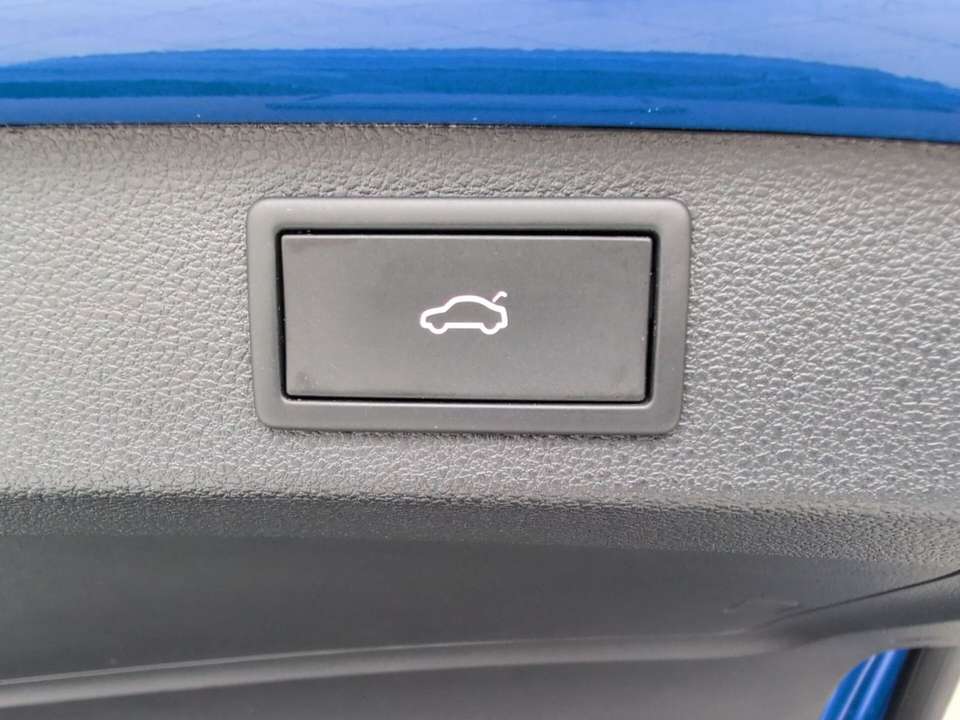 Car picture 12