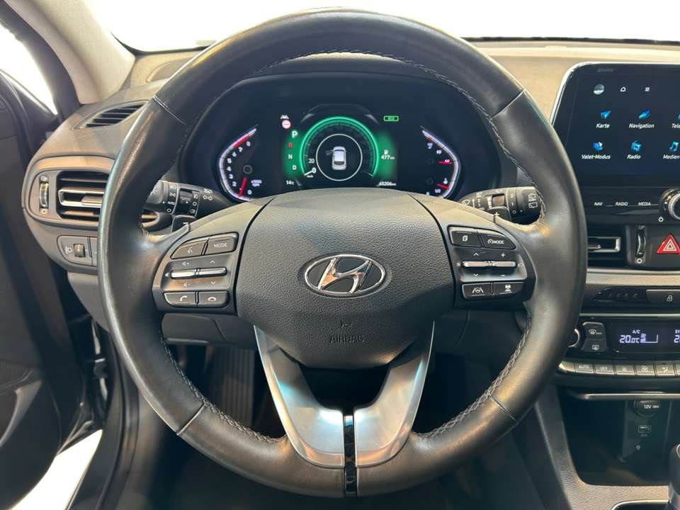 Car picture 11