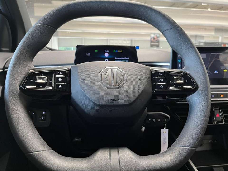 Car picture 11