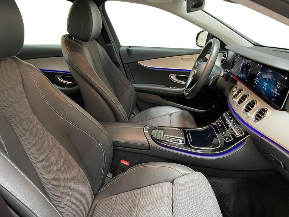 Mercedes-Benz E 220 - Imagem 9