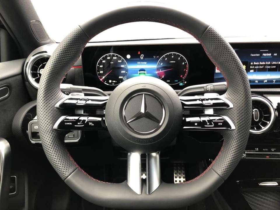 Car picture 11