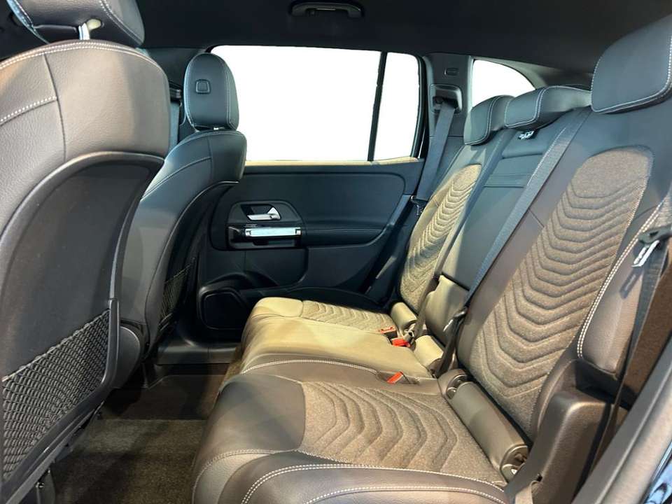Car picture 11