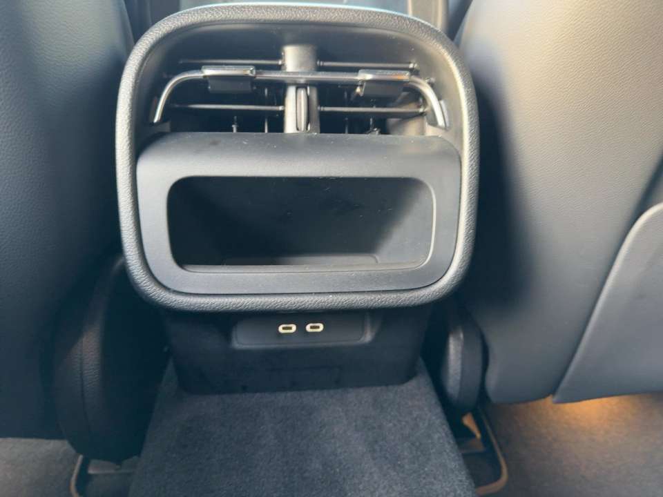 Car picture 18