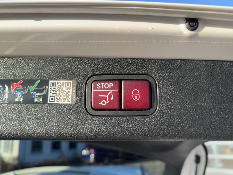 Car picture 19