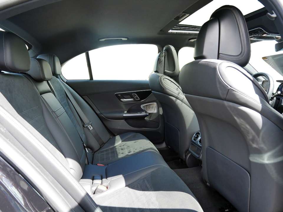 Mercedes-Benz C 400 - Imagem 6