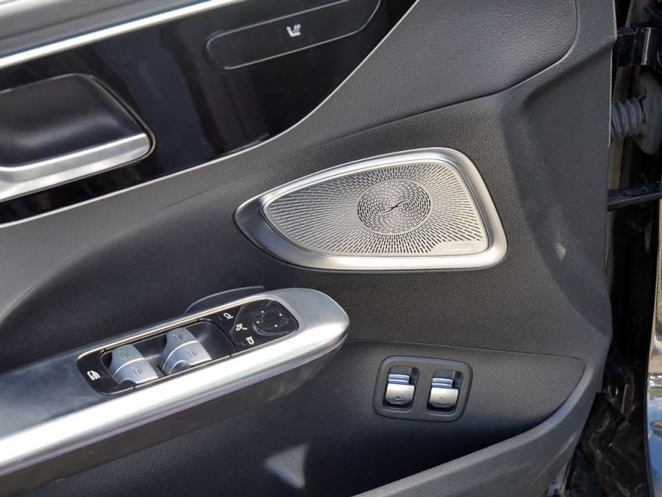 Mercedes-Benz C 400 - Imagem 15