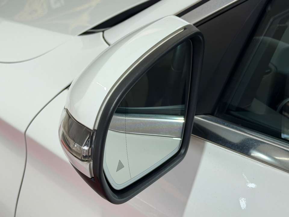 Car picture 11