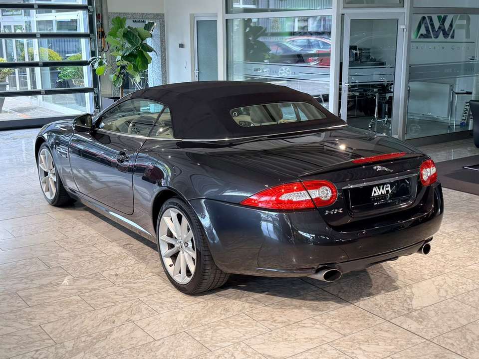 Jaguar XK - Imagem 3