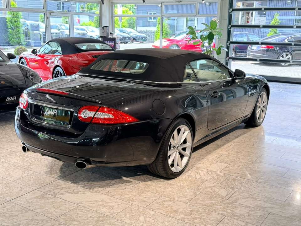 Jaguar XK - Imagem 4