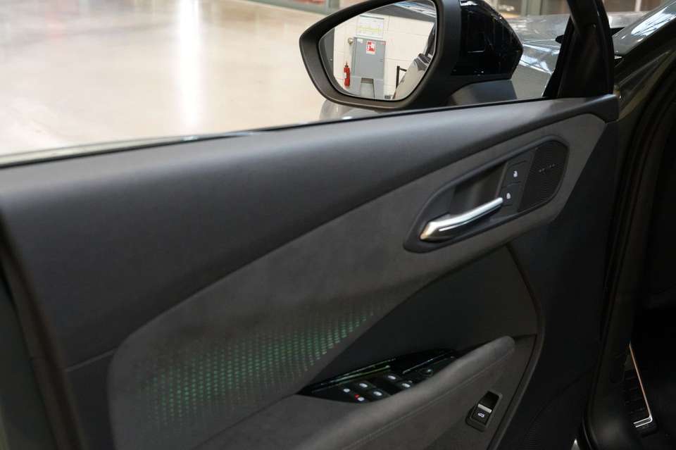 Car picture 15