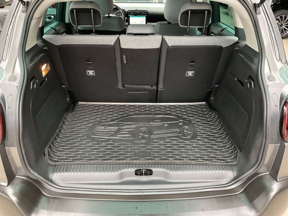 Car picture 11