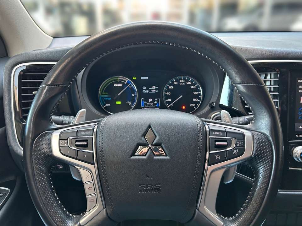 Mitsubishi Outlander - Imagem 8