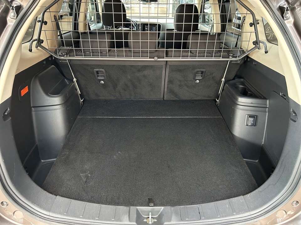 Mitsubishi Outlander - Imagem 12