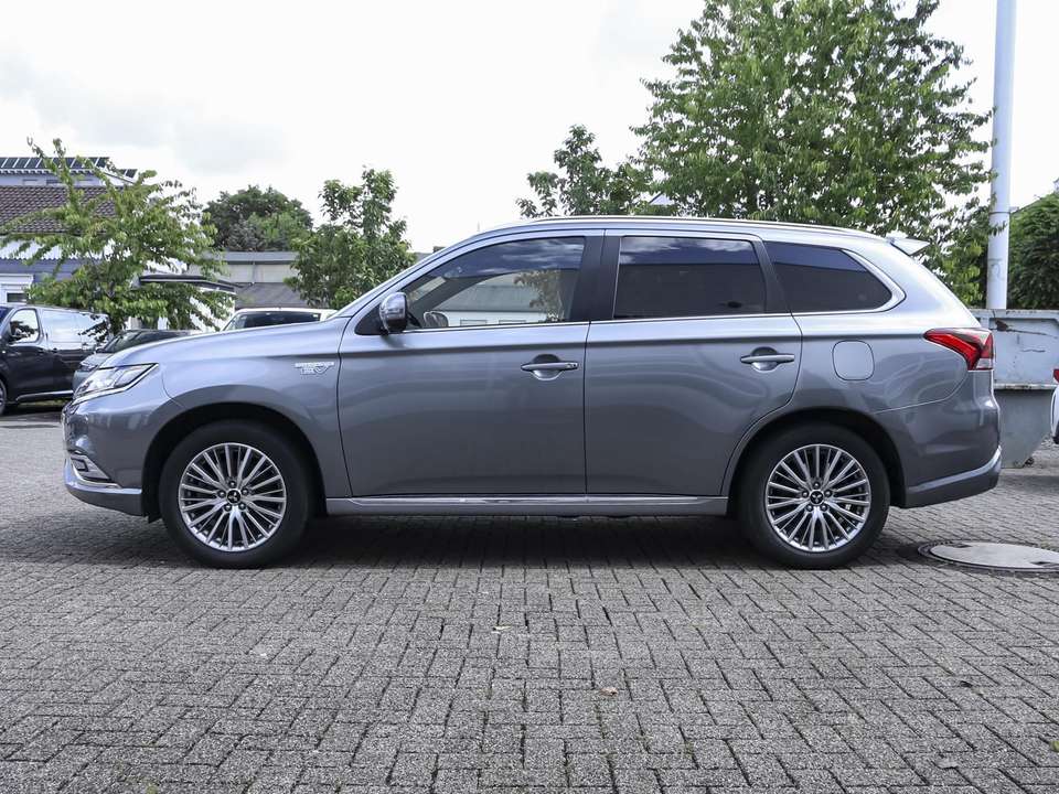 Mitsubishi Outlander - Imagem 3
