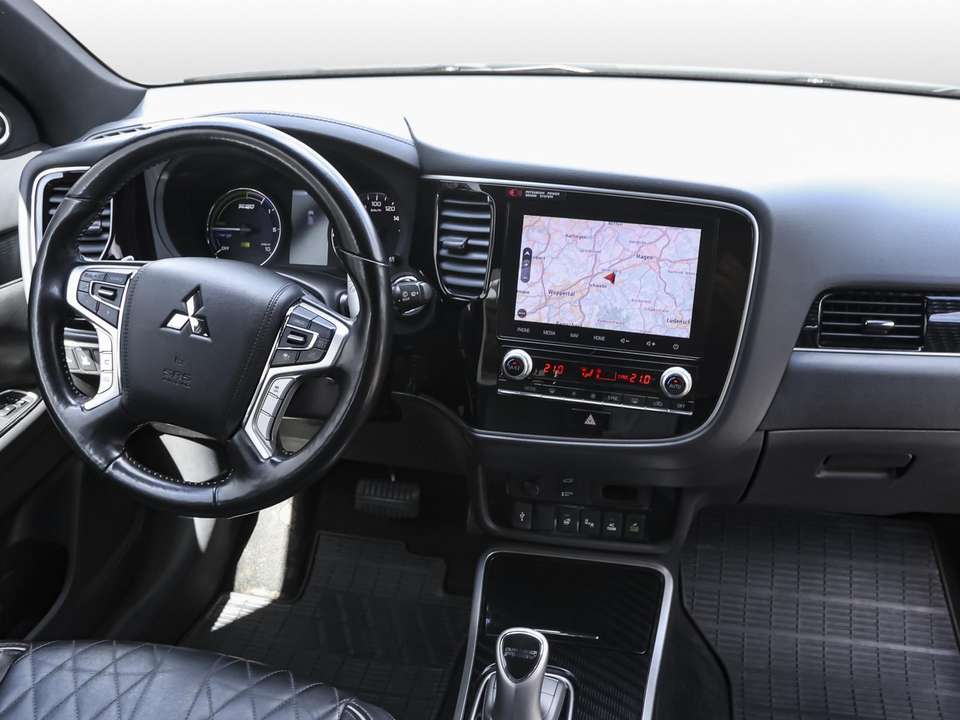 Mitsubishi Outlander - Imagem 7