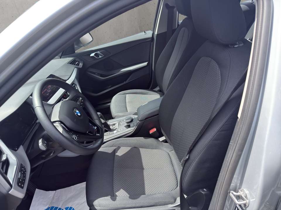 Car picture 9