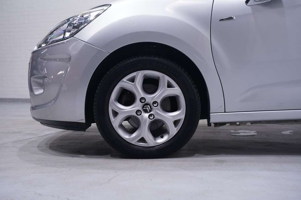 Car picture 9