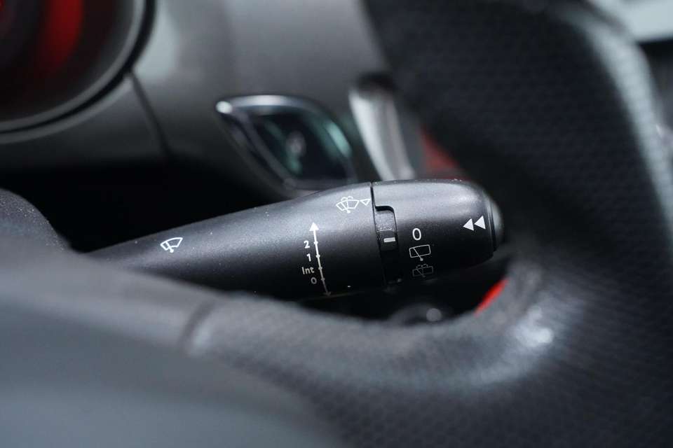 Car picture 18