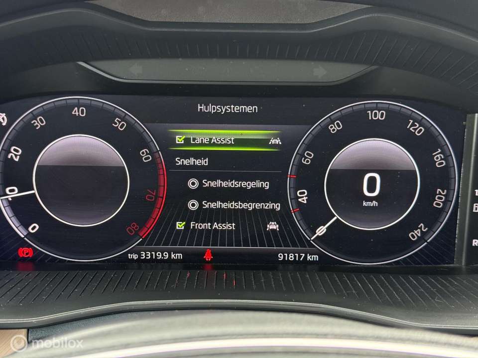 Skoda Scala - Imagem 17