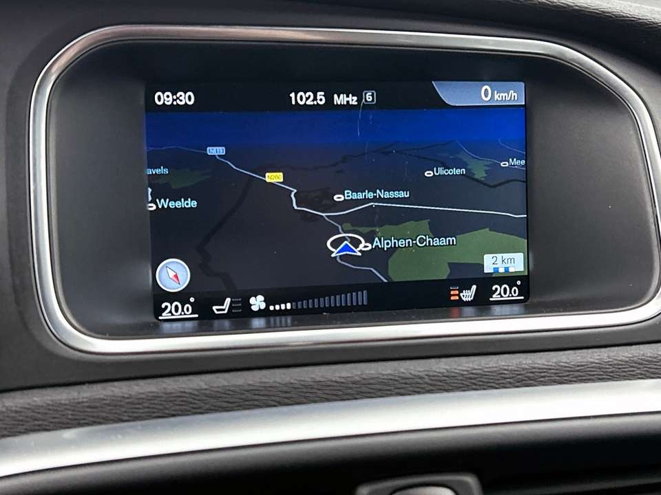 Volvo V40 - Imagem 7