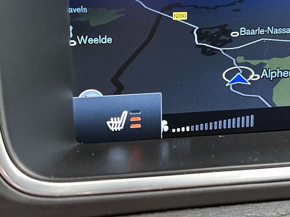 Volvo V40 - Imagem 8