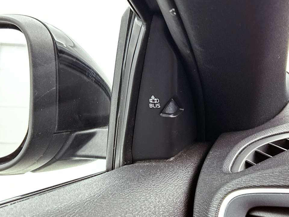 Volvo V40 - Imagem 14