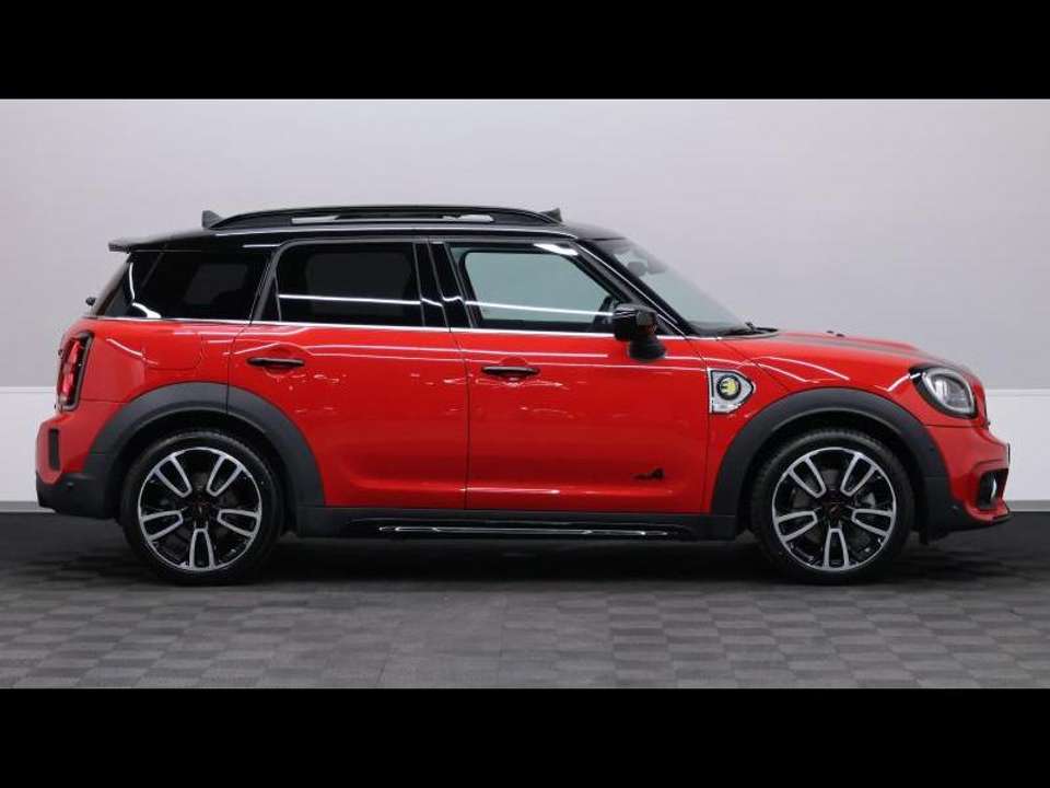 MINI Cooper SE Countryman - Imagem 4