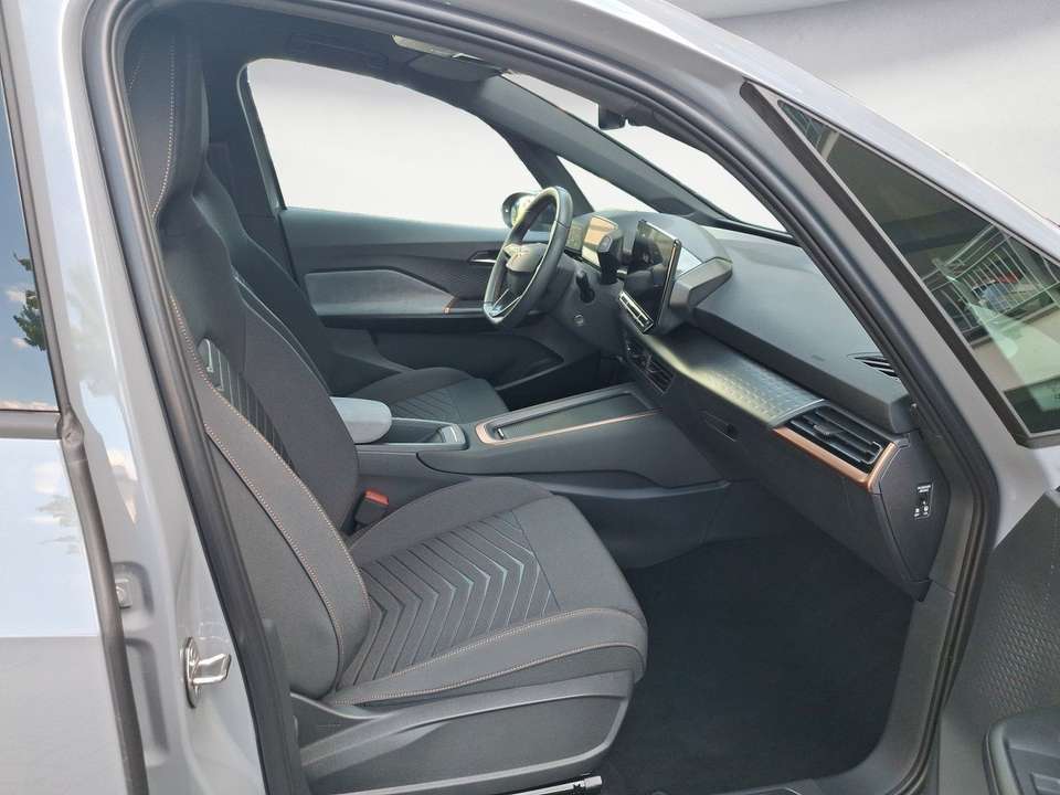 Car picture 9