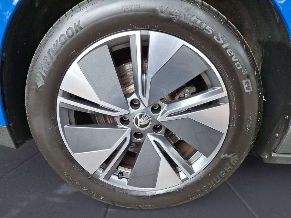 Skoda Enyaq - Imagem 12