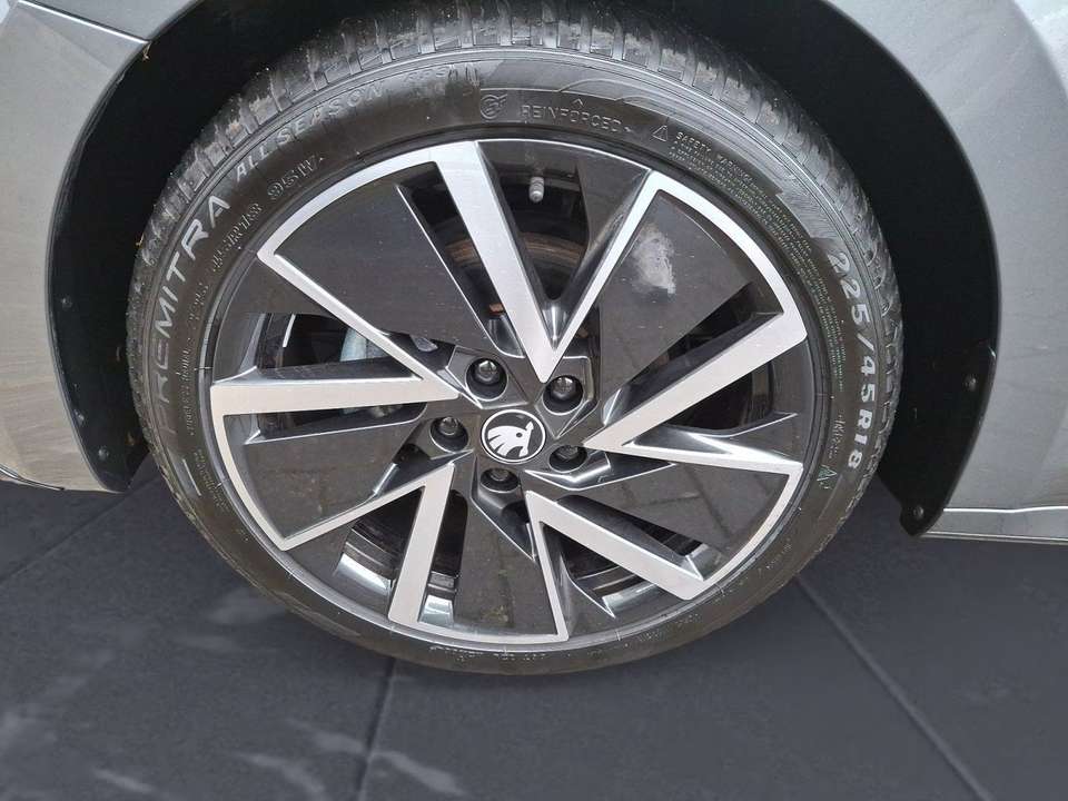 Car picture 9