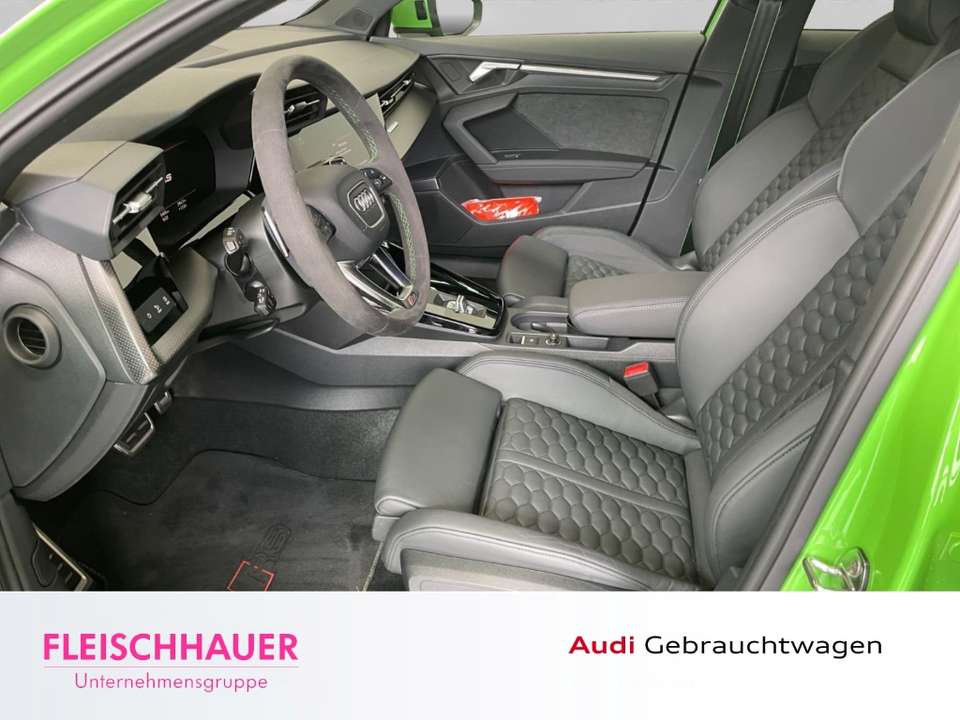 Audi RS3 - Imagem 11