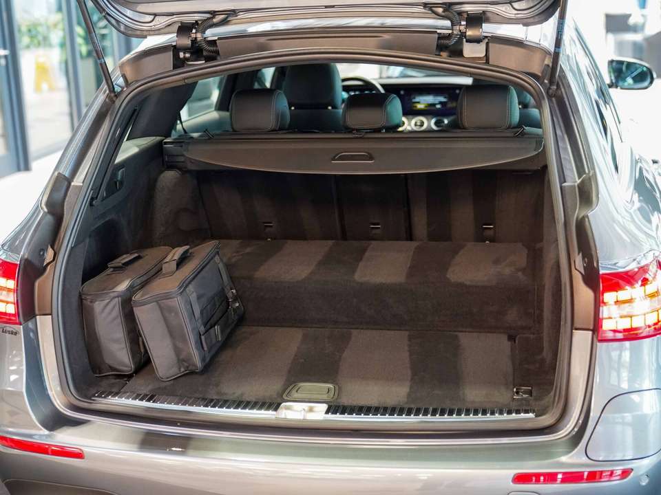 Mercedes-Benz E 300 - Imagem 5