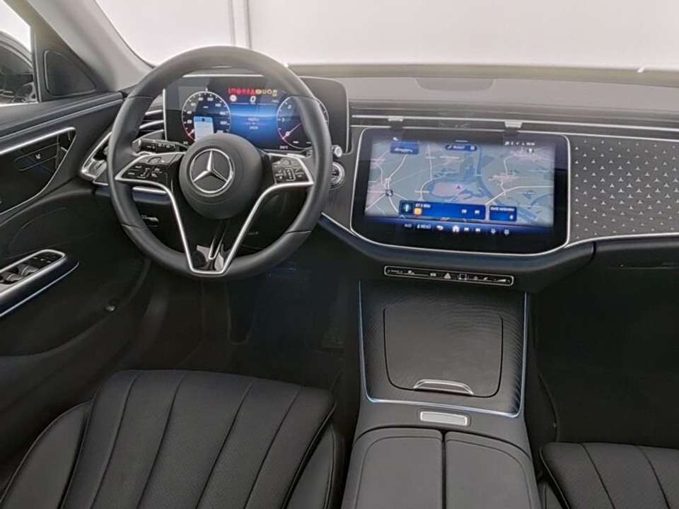 Mercedes-Benz E 220 - Imagem 5