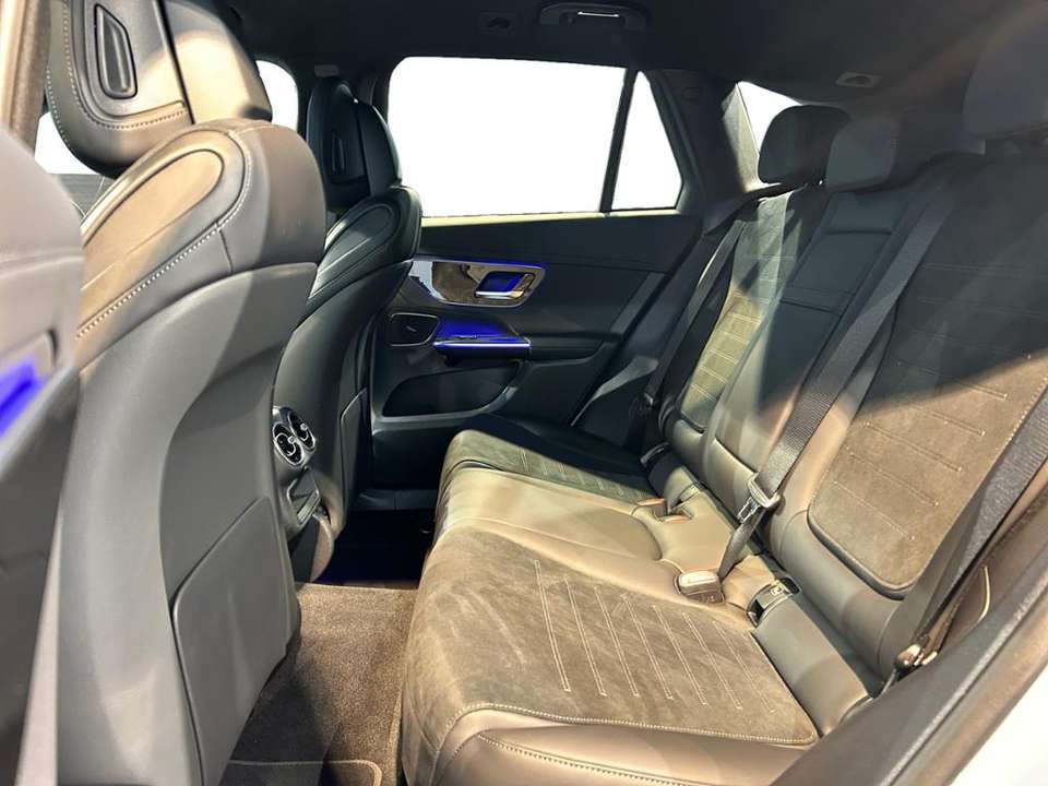 Mercedes-Benz GLC 200 - Imagem 11