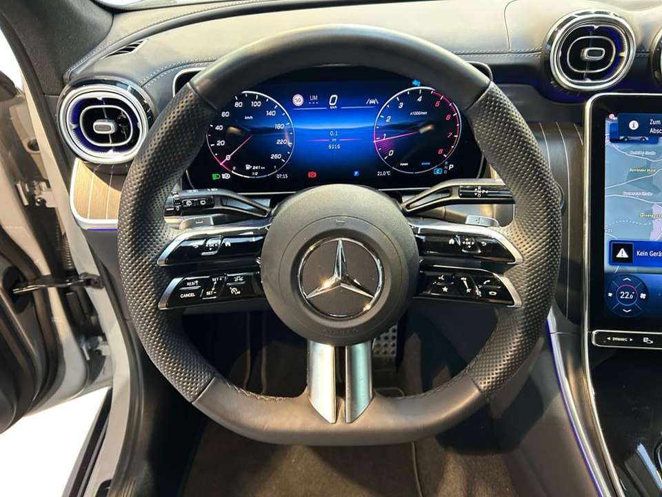 Mercedes-Benz GLC 200 - Imagem 14