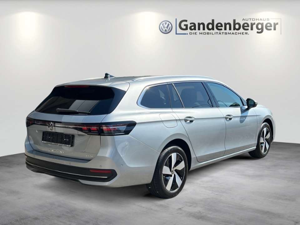 Volkswagen Passat Variant - Imagem 5