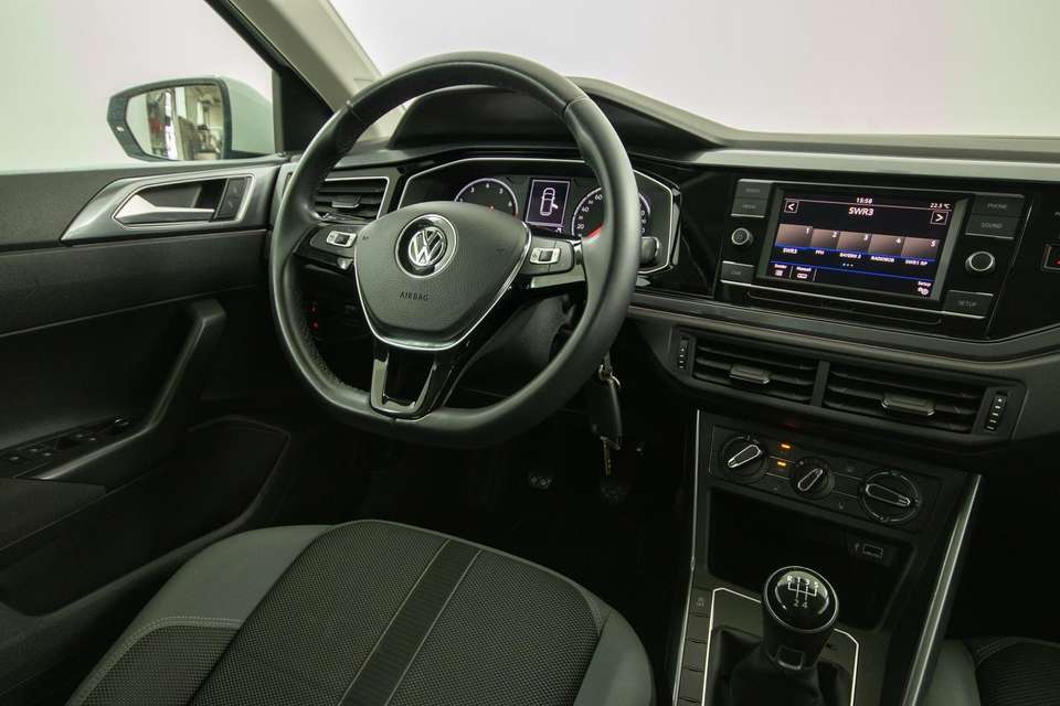 Car picture 9