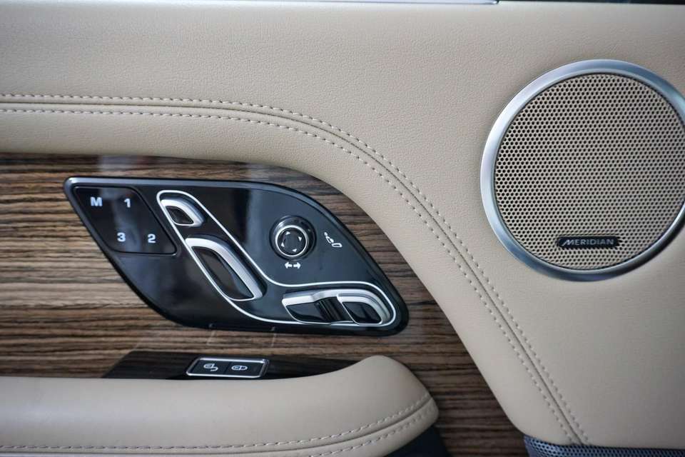 Land Rover Range Rover - Imagem 14