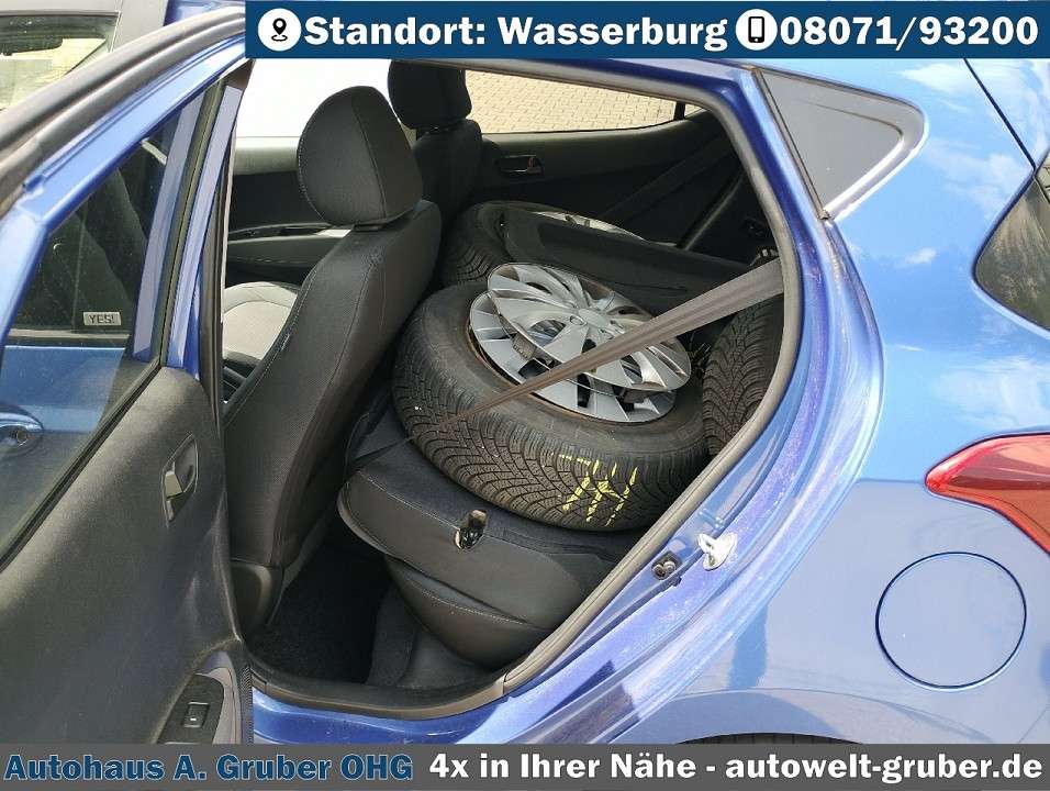 Car picture 11